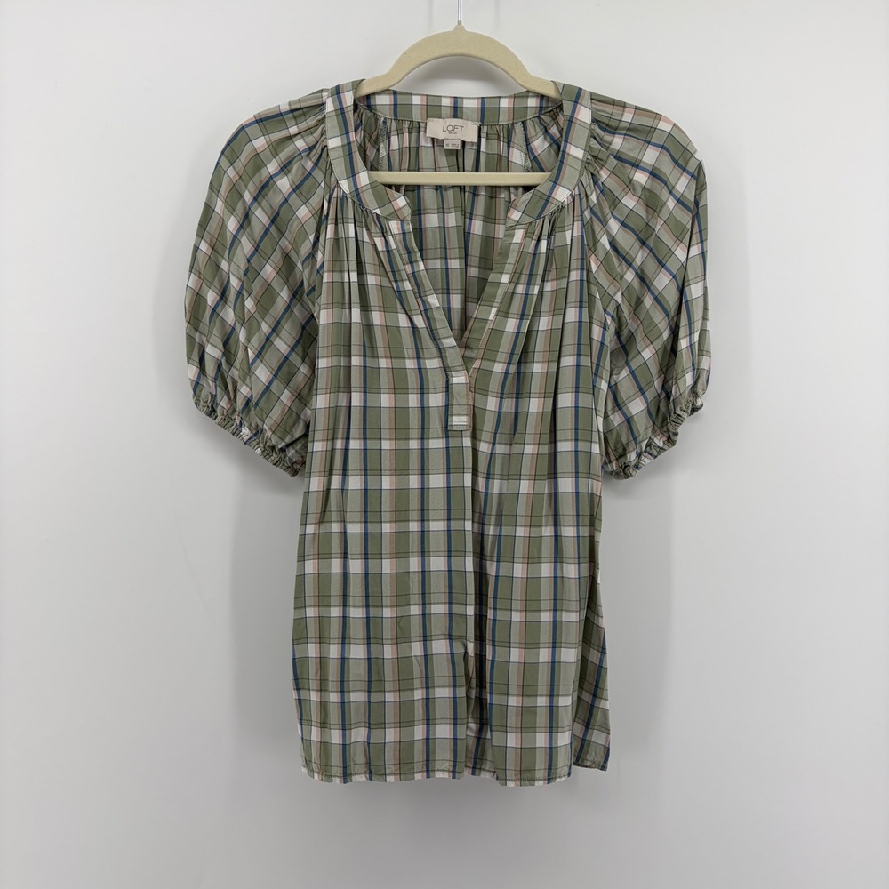 LOFT Outlet Plaid Blouse Green Womens XS Puff Sleeve Split Neck Rayon Top